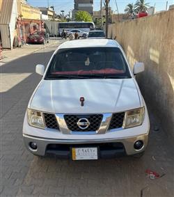 نيسان نافارا